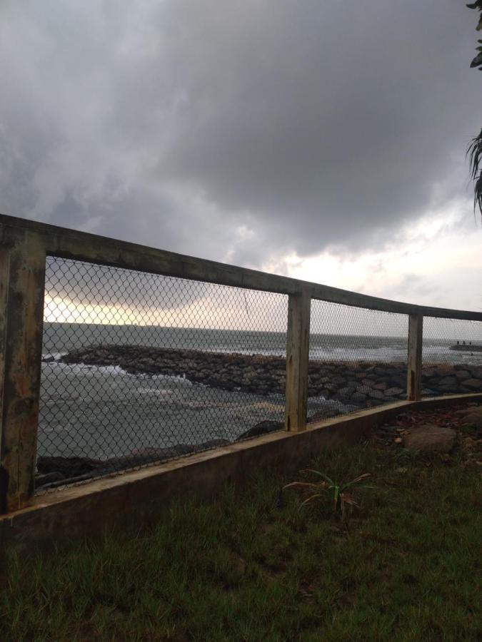 Olivia Bungalow Wattala Bagian luar foto