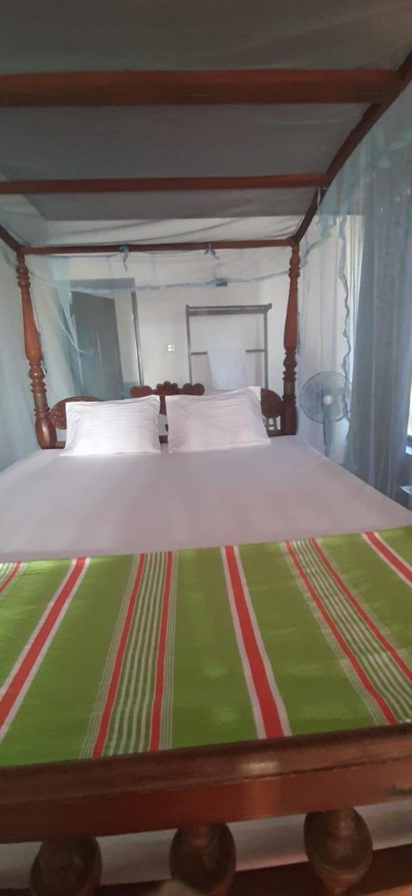 Olivia Bungalow Wattala Bagian luar foto